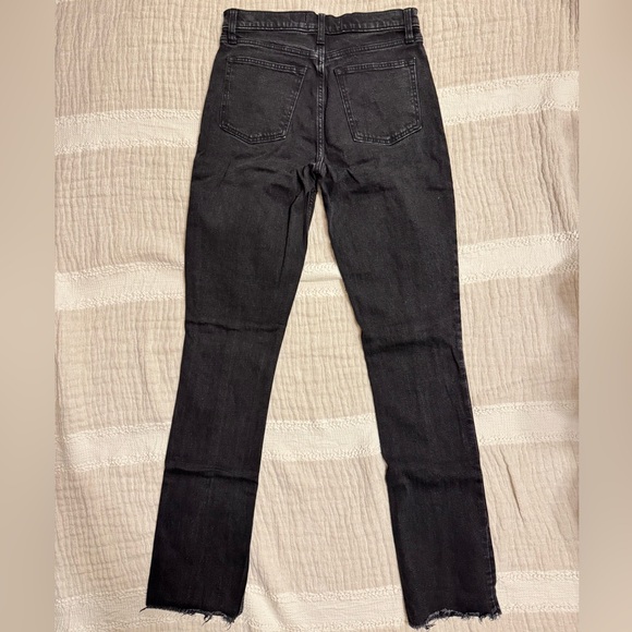 Abercrombie & Fitch High Rise Skinny Jean in Washed Black with Split Hem - LONG - Picture 2 of 6